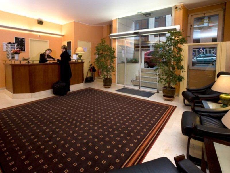 โรงแรมบู๊ตแคมป์ บาย แฮปปี้คัลเจอร์ อิซซีเลมูลิโนต์ ภายใน รูปภาพ